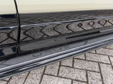 LAMBORGHINI Urus HUD NIGHT VISION B&O 23  REAR SEAT-ENTER.