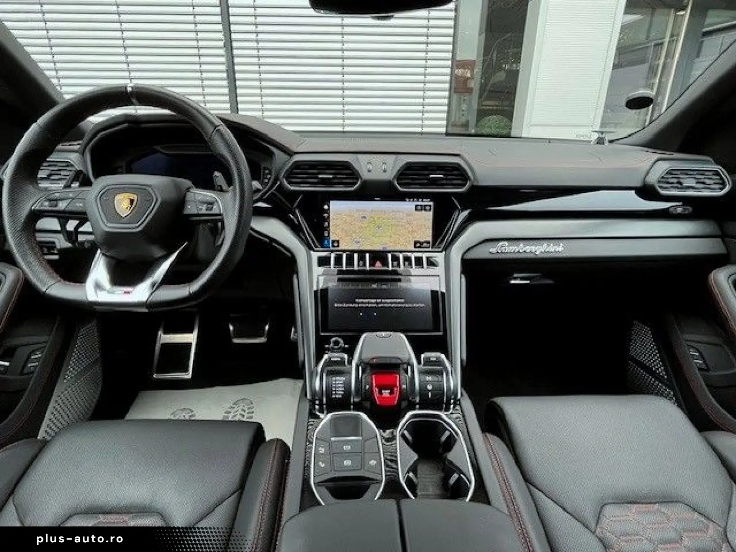 LAMBORGHINI Urus HUD NIGHT VISION B&O 23  REAR SEAT-ENTER.