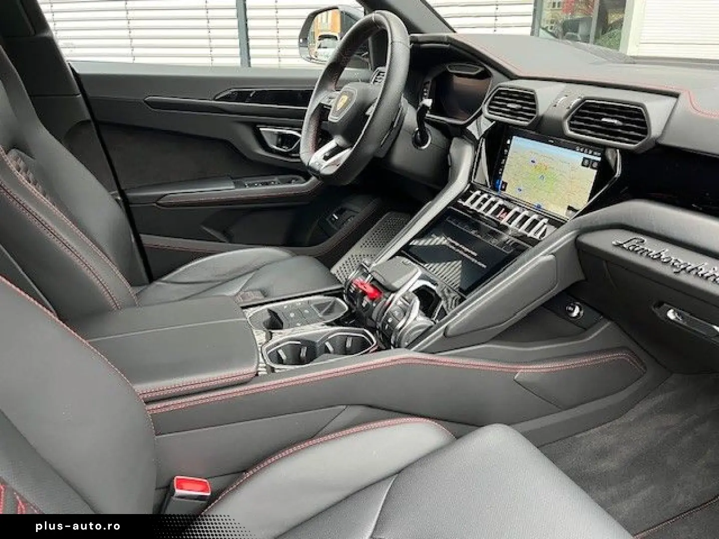 LAMBORGHINI Urus HUD NIGHT VISION B&O 23  REAR SEAT-ENTER.