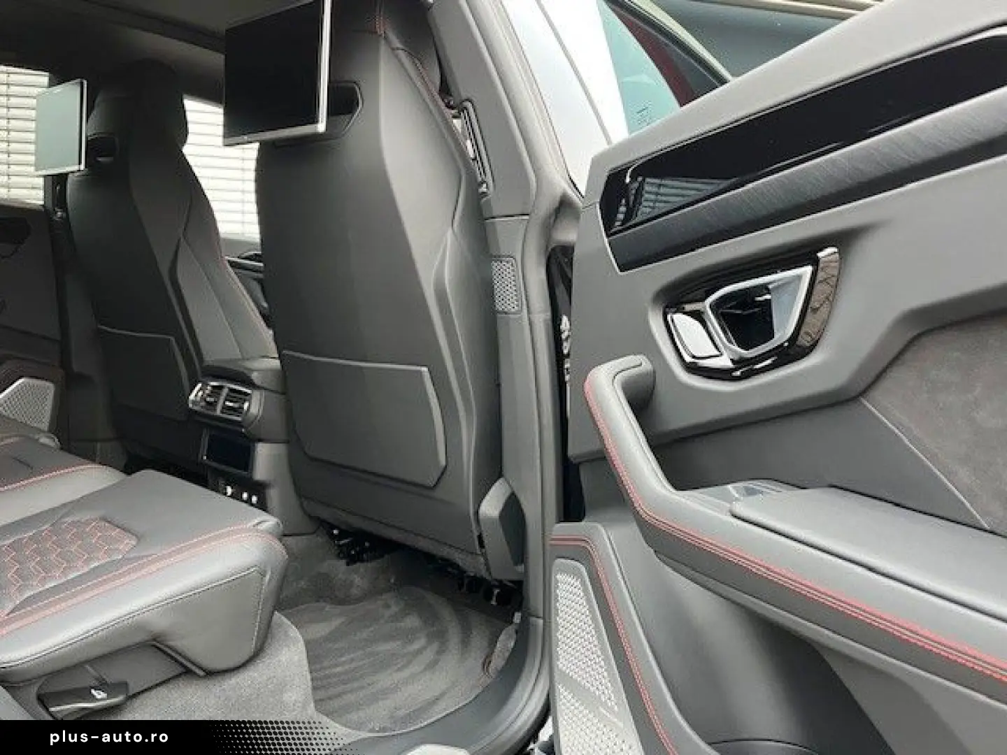 LAMBORGHINI Urus HUD NIGHT VISION B&O 23  REAR SEAT-ENTER.