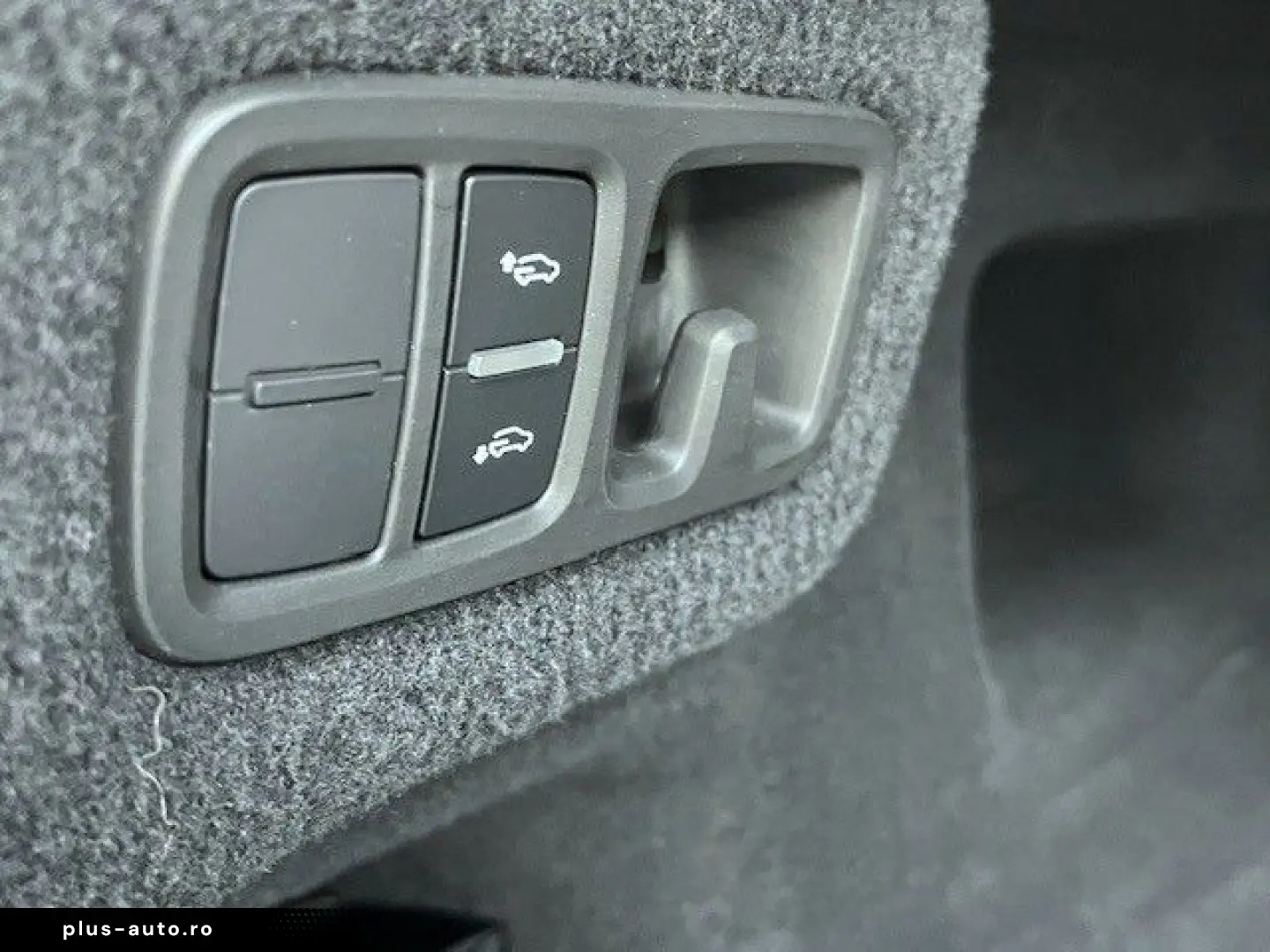 LAMBORGHINI Urus HUD NIGHT VISION B&O 23  REAR SEAT-ENTER.