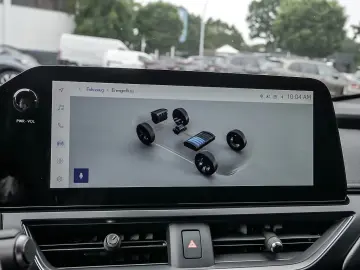 Lexus UX 300h F-Sport SHZ LEDER KAMERA NAVI ACC LED