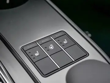 Lexus UX 300h F-Sport SHZ LEDER KAMERA NAVI ACC LED