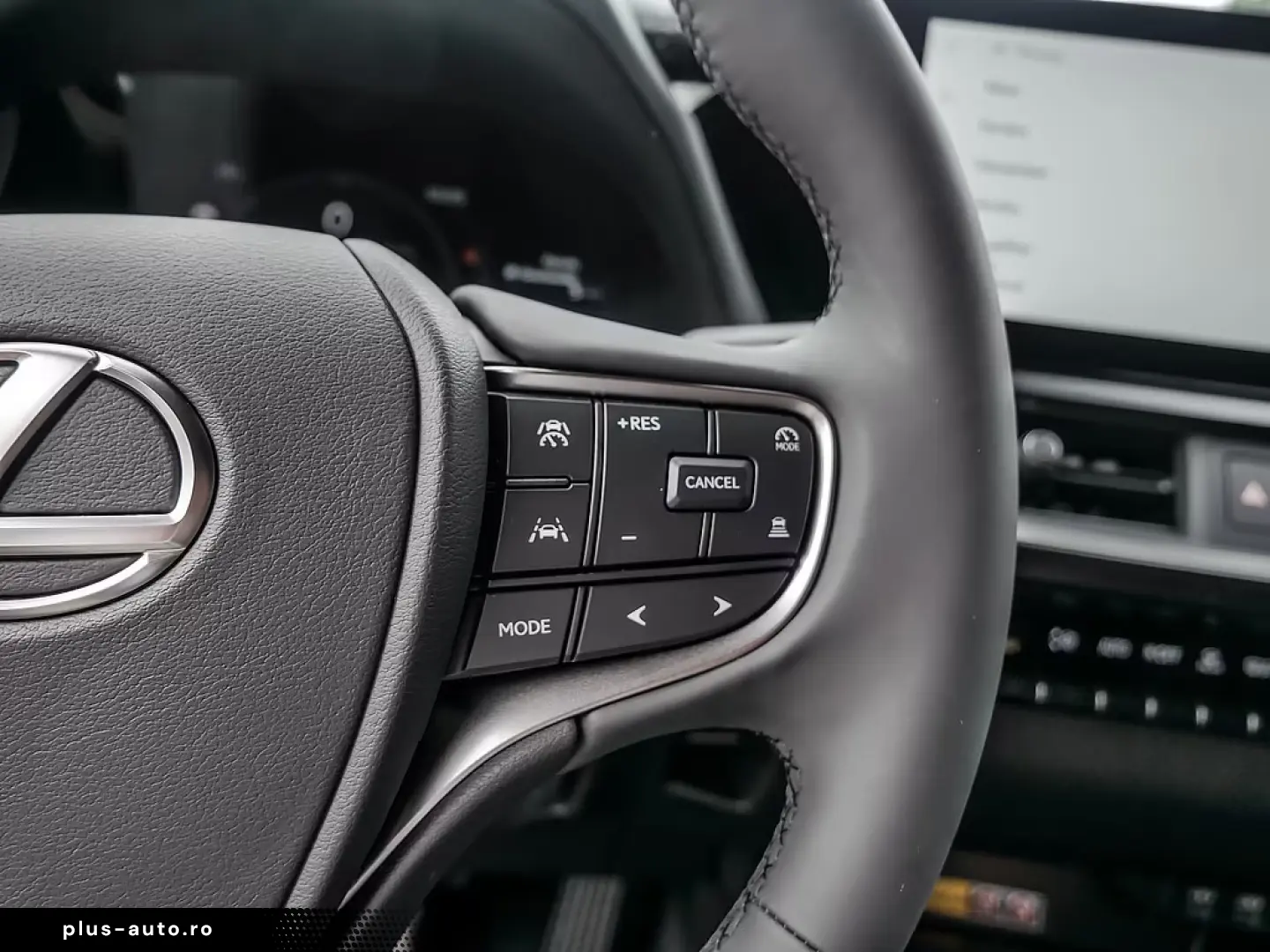 Lexus UX 300h F-Sport SHZ LEDER KAMERA NAVI ACC LED