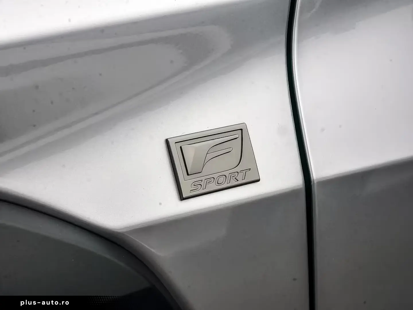 Lexus UX 300h F-Sport SHZ LEDER KAMERA NAVI ACC LED