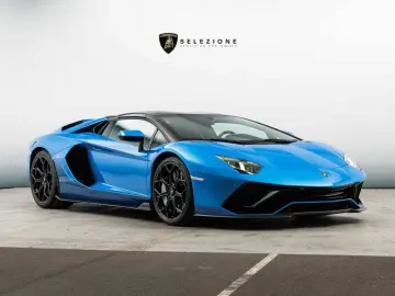 LAMBORGHINI Aventador Ultimae Roadster limited 250 pieces