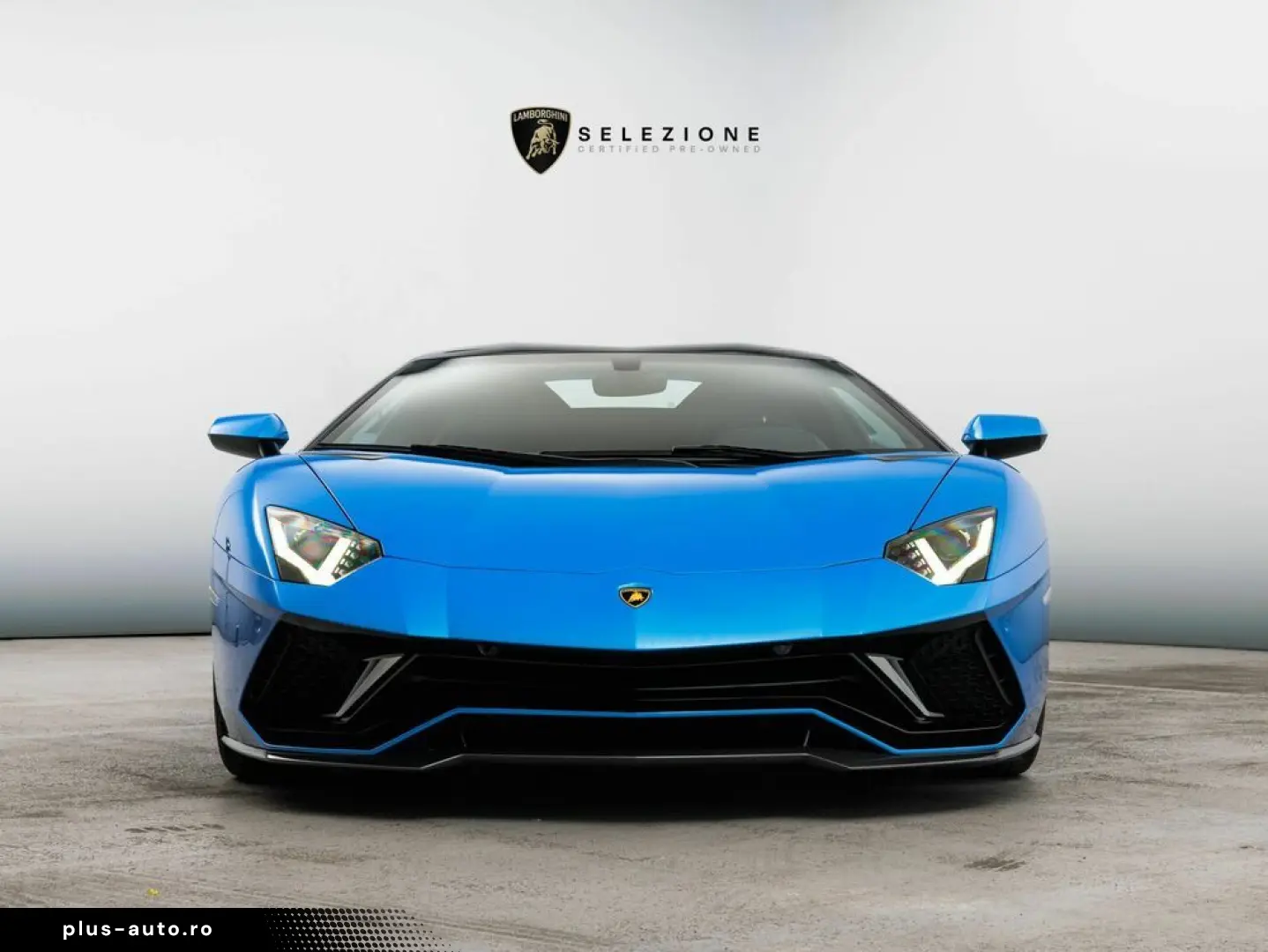LAMBORGHINI Aventador Ultimae Roadster limited 250 pieces