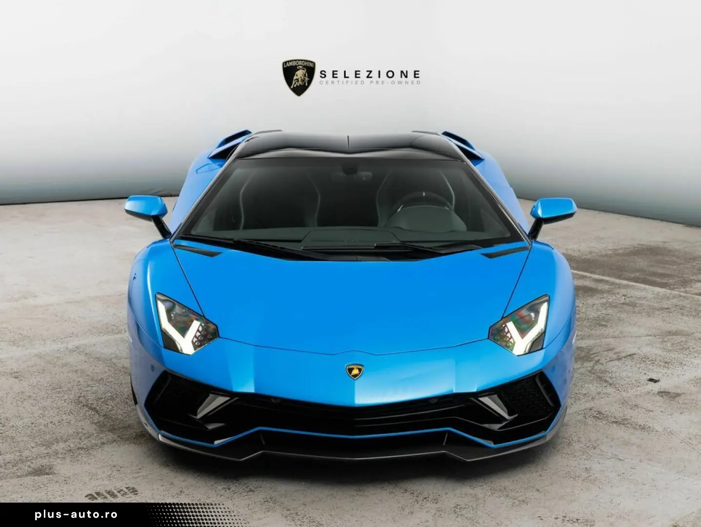 LAMBORGHINI Aventador Ultimae Roadster limited 250 pieces