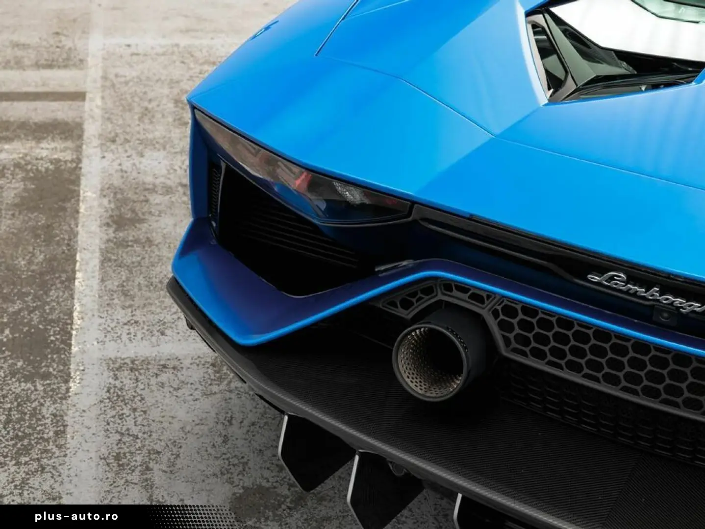 LAMBORGHINI Aventador Ultimae Roadster limited 250 pieces