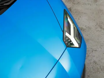 LAMBORGHINI Aventador Ultimae Roadster limited 250 pieces