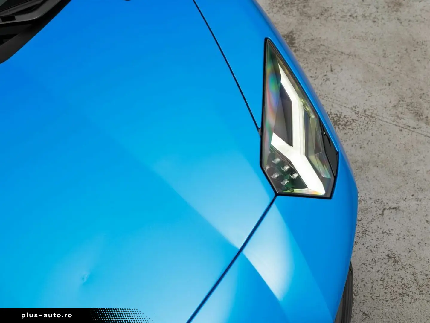 LAMBORGHINI Aventador Ultimae Roadster limited 250 pieces