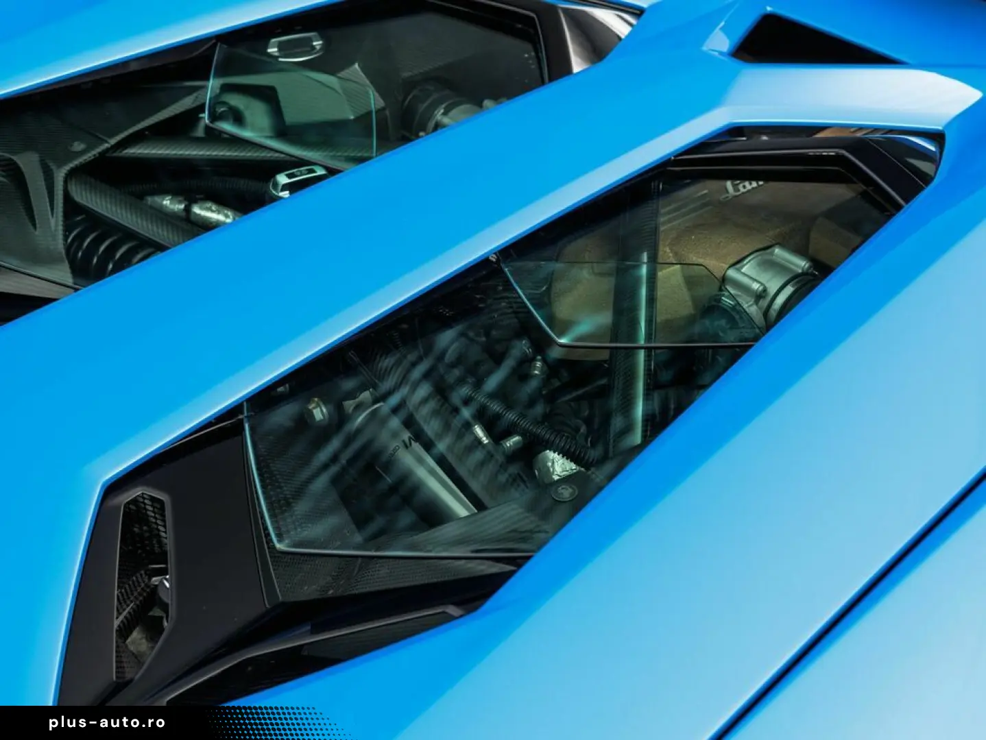 LAMBORGHINI Aventador Ultimae Roadster limited 250 pieces