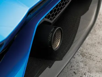 LAMBORGHINI Aventador Ultimae Roadster limited 250 pieces