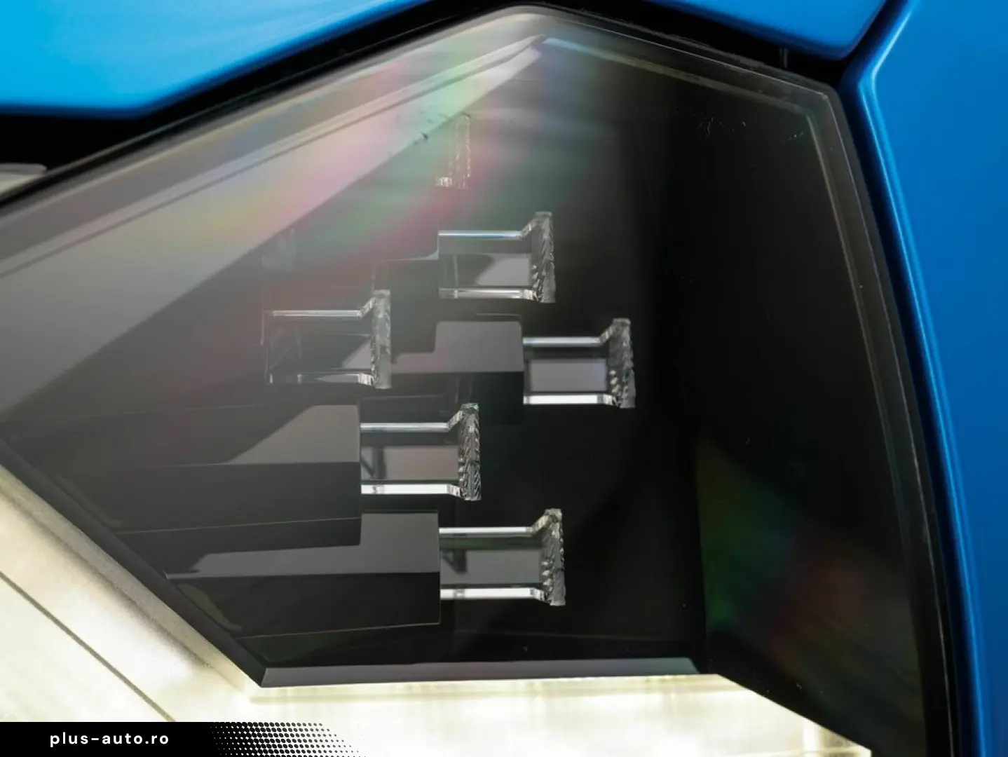 LAMBORGHINI Aventador Ultimae Roadster limited 250 pieces