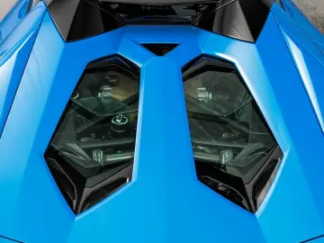 LAMBORGHINI Aventador Ultimae Roadster limited 250 pieces