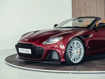 ASTON MARTIN DBS Volante Superleggera  Liquid Crimson