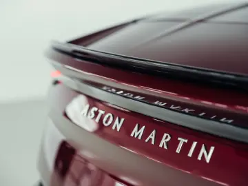 ASTON MARTIN DBS Volante Superleggera  Liquid Crimson