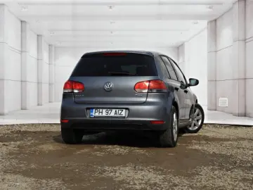 VW GOLF 6   An 2012   Motor 1 6 DIESEL