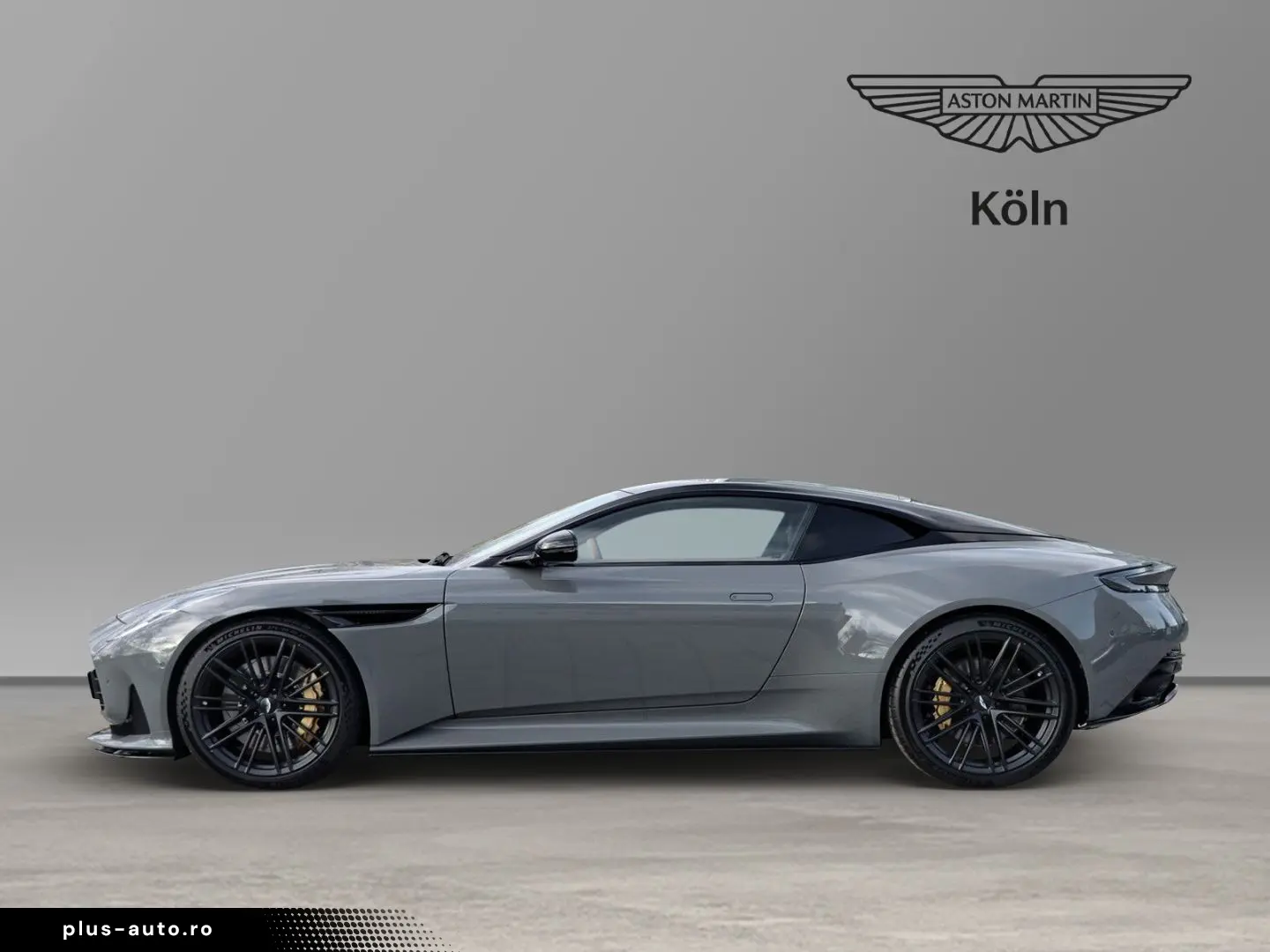 ASTON MARTIN DB12 China Grey Oxford Tan