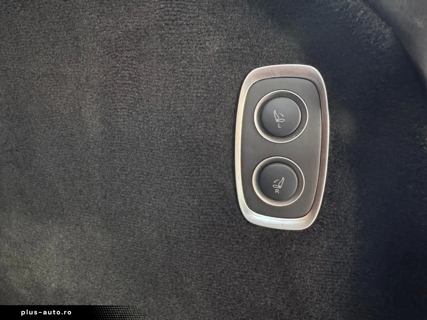 ASTON MARTIN DBX 4.0 V8 DIVINE RED ORANGE