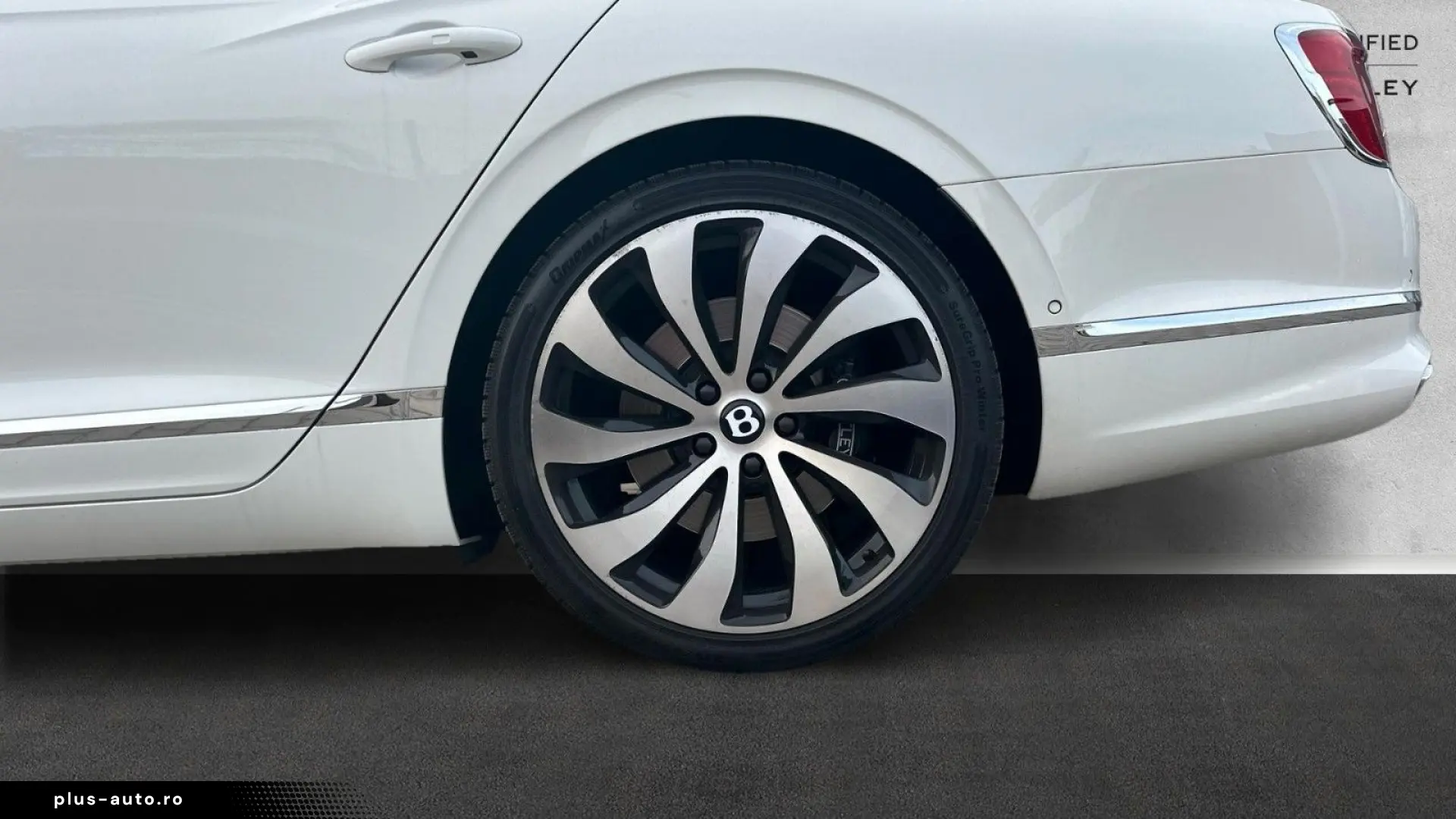 BENTLEY Flying Spur 4.0 V8  NAIM  Touring Spec.