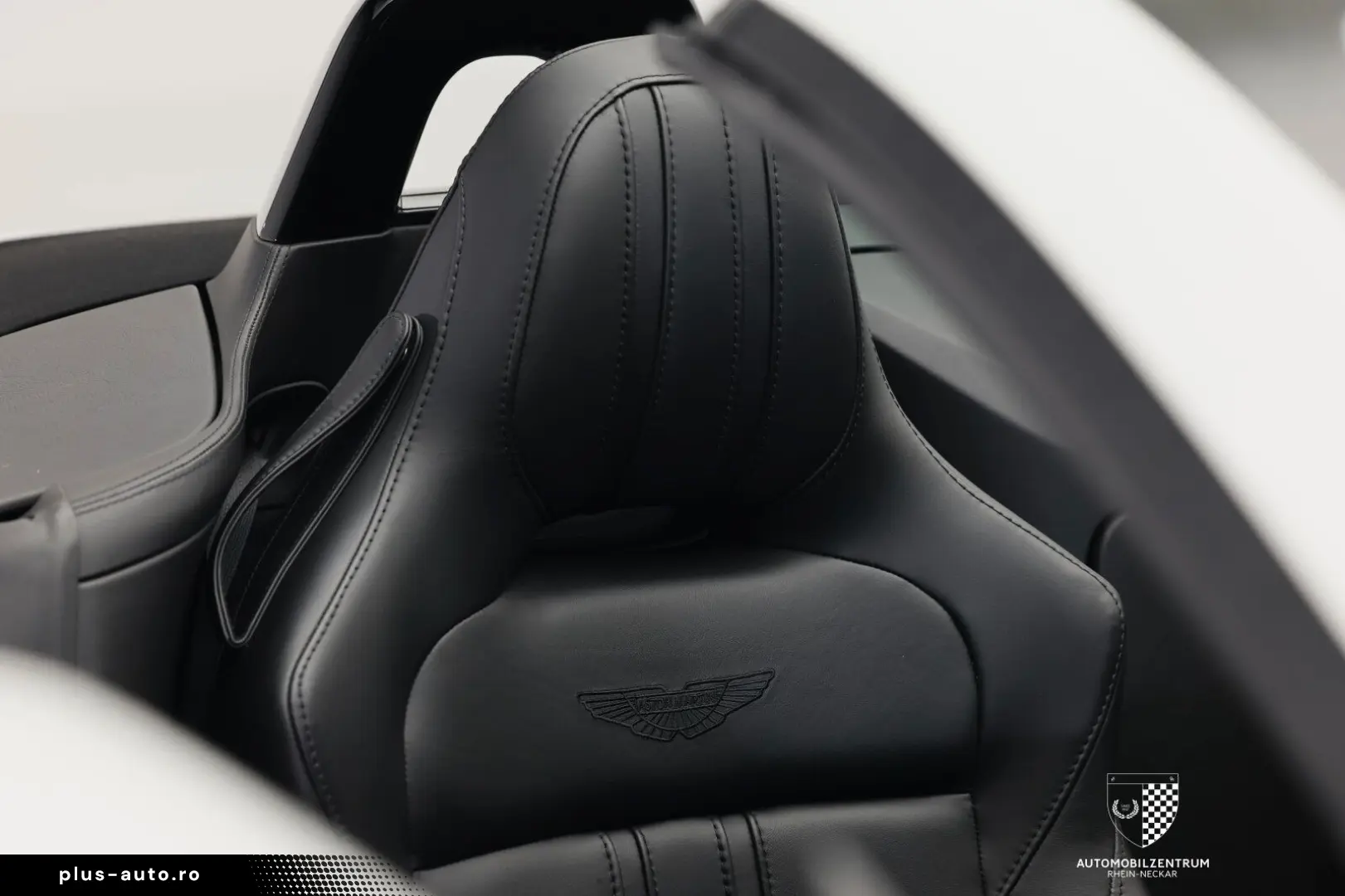 ASTON MARTIN V8 Vantage Roadster BlackPack SportsPlusPack