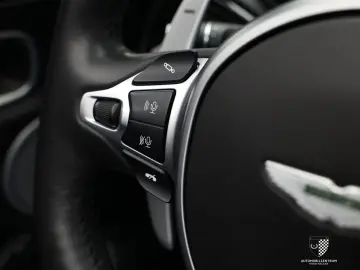 ASTON MARTIN V8 Vantage Roadster BlackPack SportsPlusPack