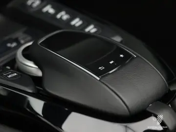 ASTON MARTIN V8 Vantage Roadster BlackPack SportsPlusPack