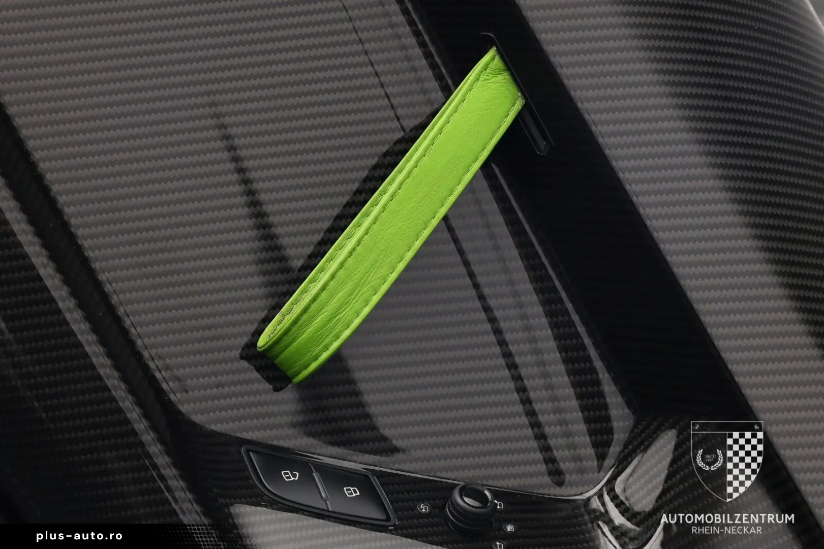 LAMBORGHINI Aventador SVJ Roadster FullCarbon PaintedLogo