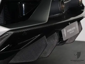 LAMBORGHINI Aventador SVJ Roadster FullCarbon PaintedLogo