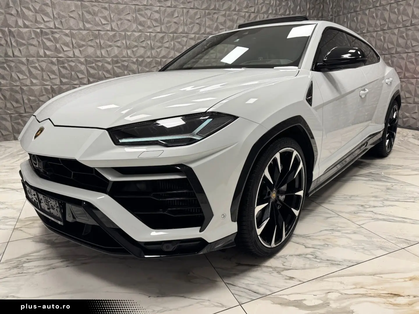 LAMBORGHINI Urus 4.0 V8 Autom.