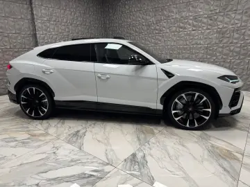 LAMBORGHINI Urus 4.0 V8 Autom.