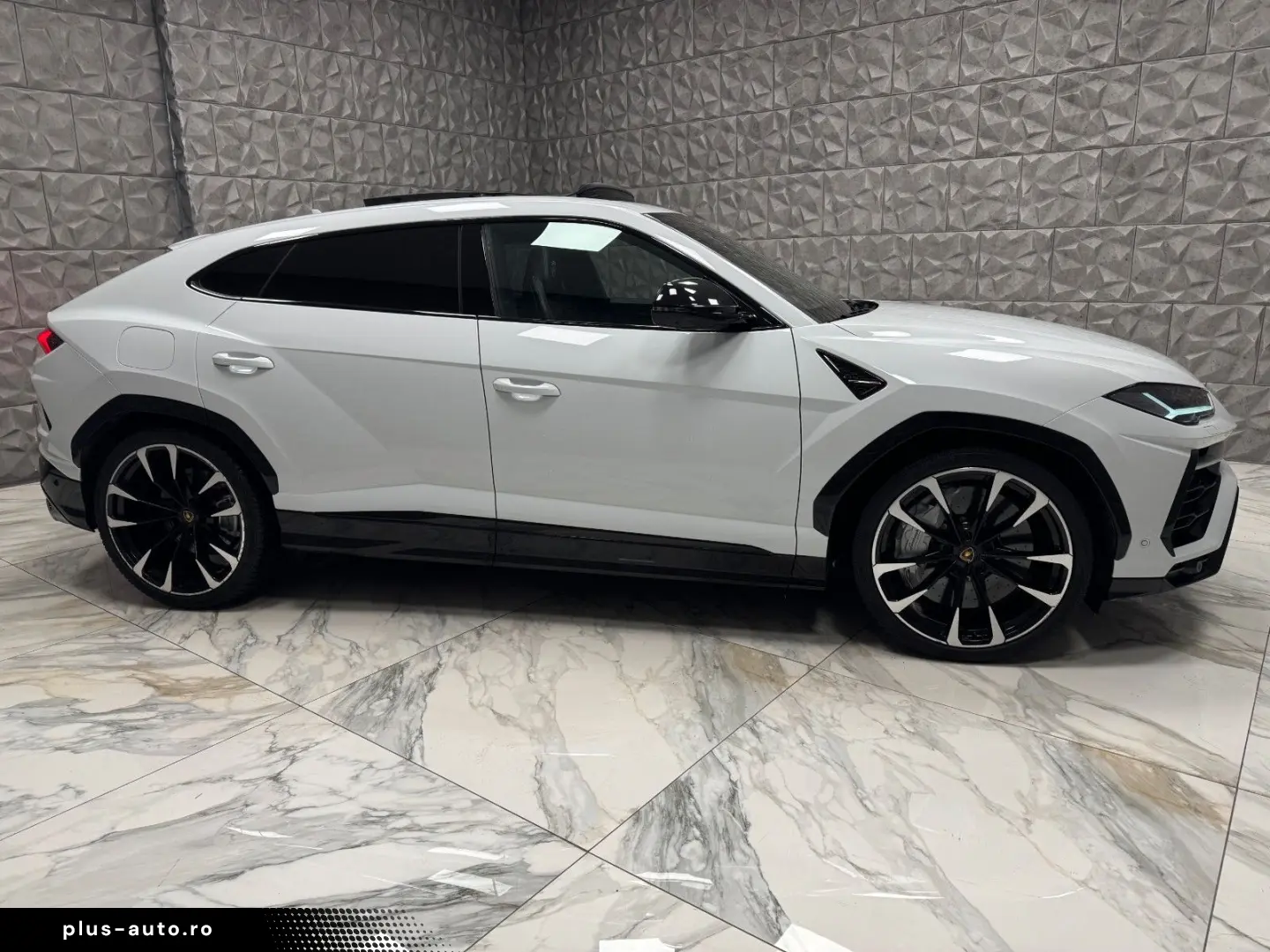 LAMBORGHINI Urus 4.0 V8 Autom.
