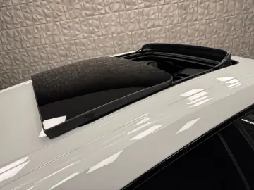 LAMBORGHINI Urus 4.0 V8 Autom.