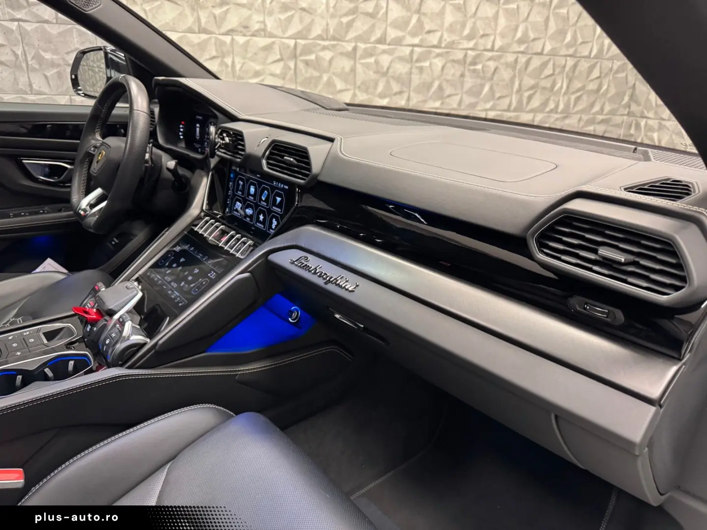 LAMBORGHINI Urus 4.0 V8 Autom.