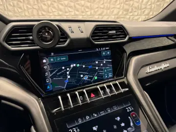 LAMBORGHINI Urus 4.0 V8 Autom.