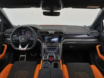 LAMBORGHINI Urus 4.0 V8 Autom.