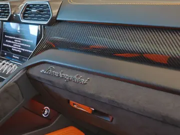 LAMBORGHINI Urus 4.0 V8 Autom.