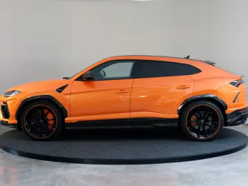 LAMBORGHINI Urus 4.0 V8 Autom.
