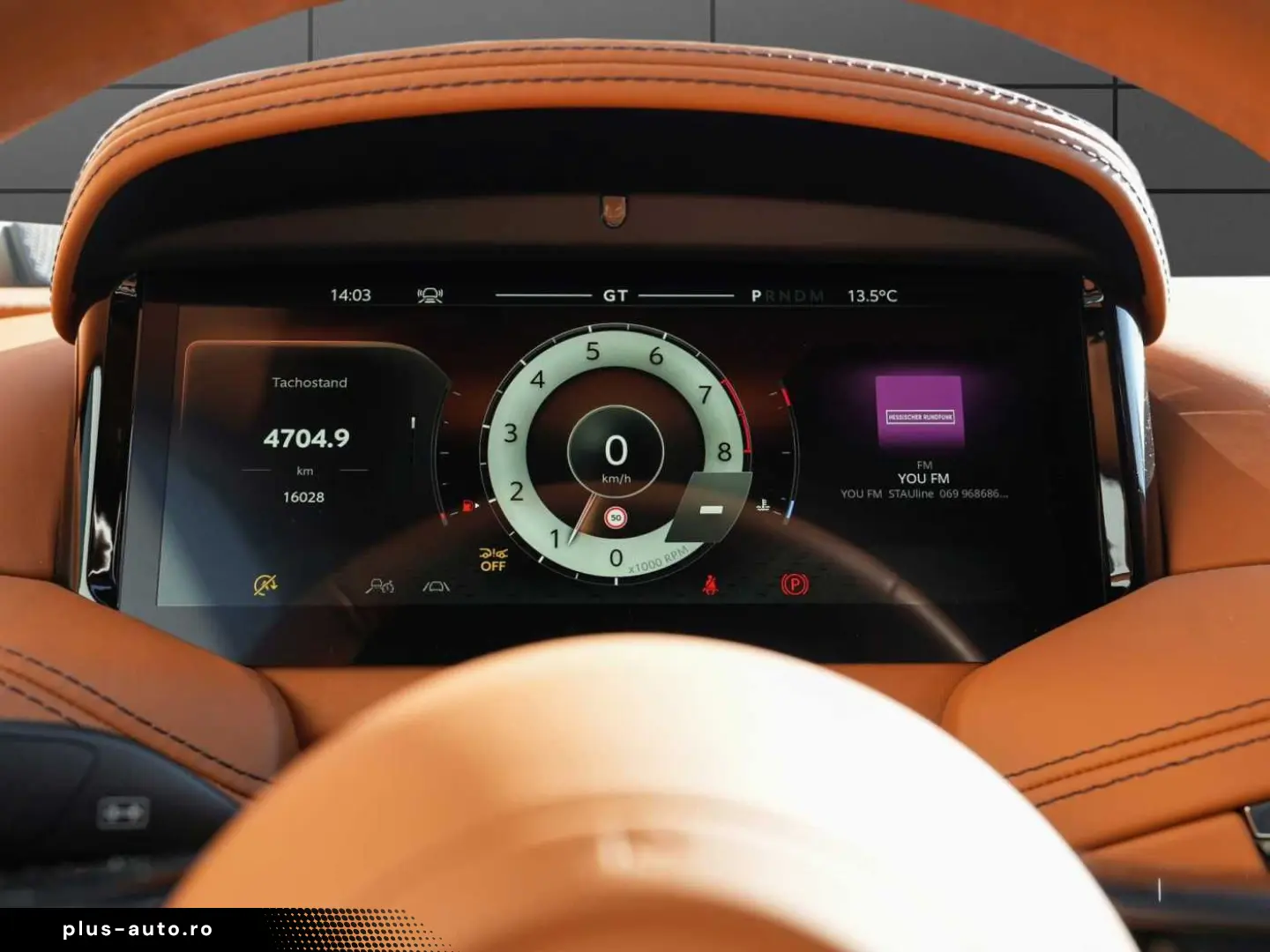 ASTON MARTIN DB12 Volante