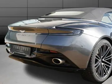 ASTON MARTIN DB12 Volante