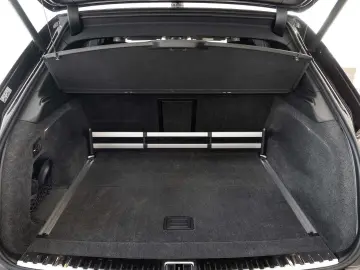 BENTLEY Bentayga EWB Mulliner