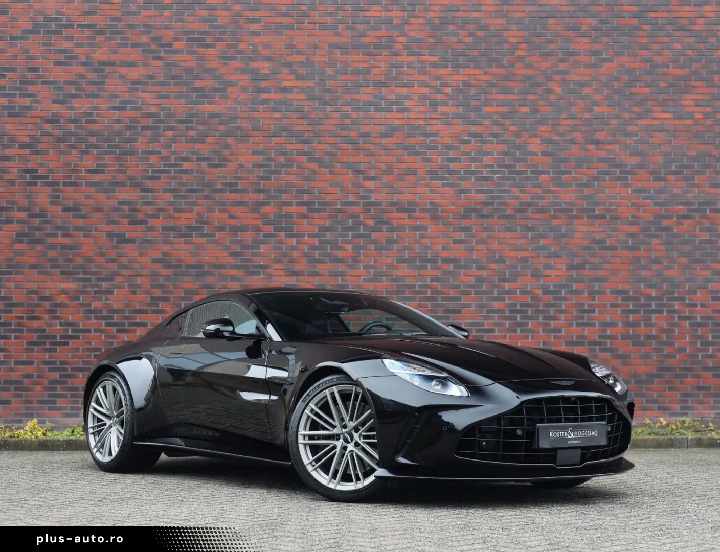 ASTON MARTIN V8 Vantage 4.0 V8