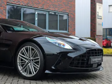 ASTON MARTIN V8 Vantage 4.0 V8