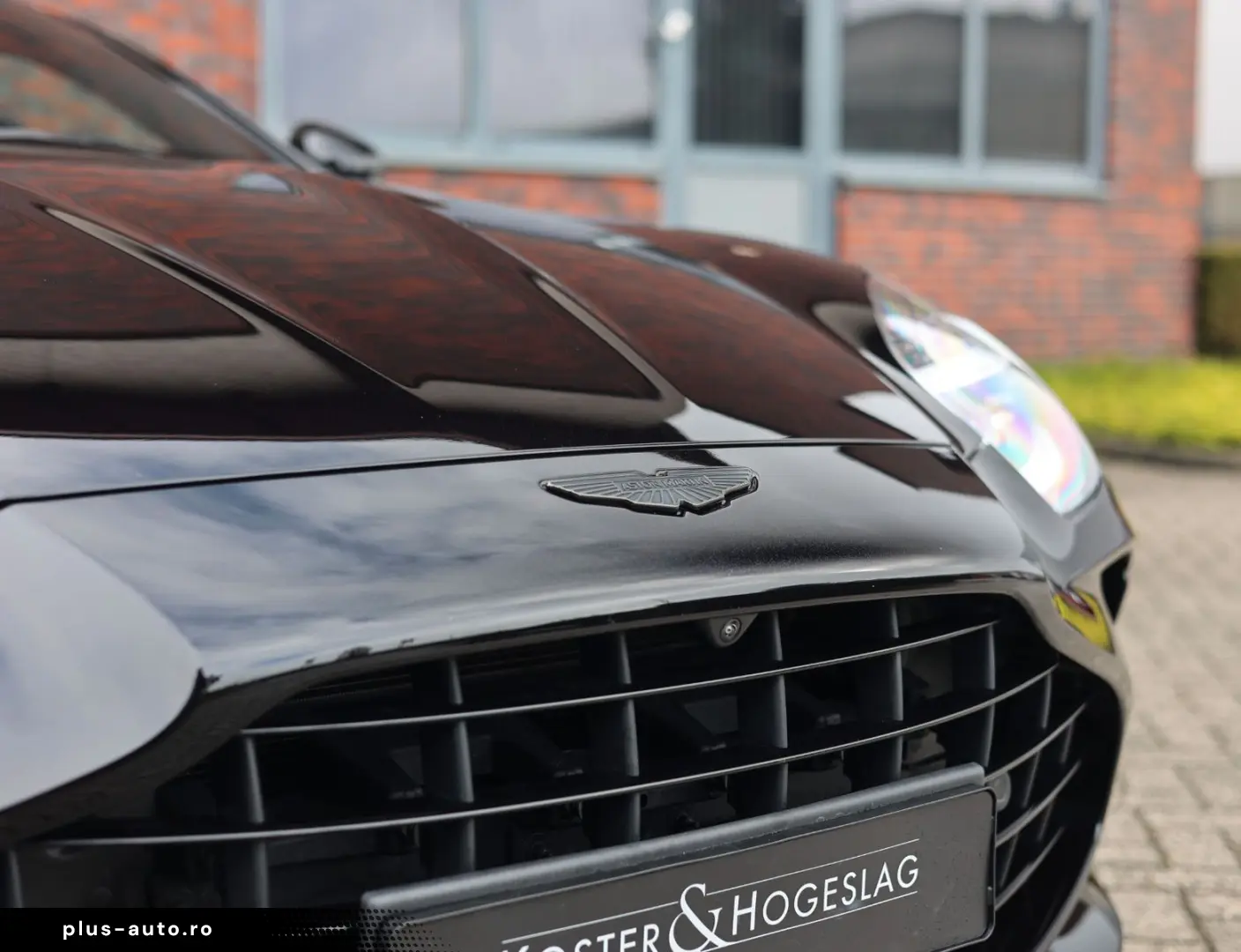 ASTON MARTIN V8 Vantage 4.0 V8