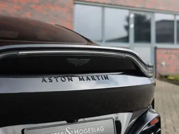 ASTON MARTIN V8 Vantage 4.0 V8
