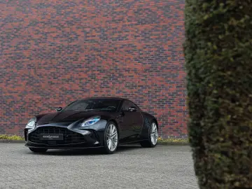 ASTON MARTIN V8 Vantage 4.0 V8