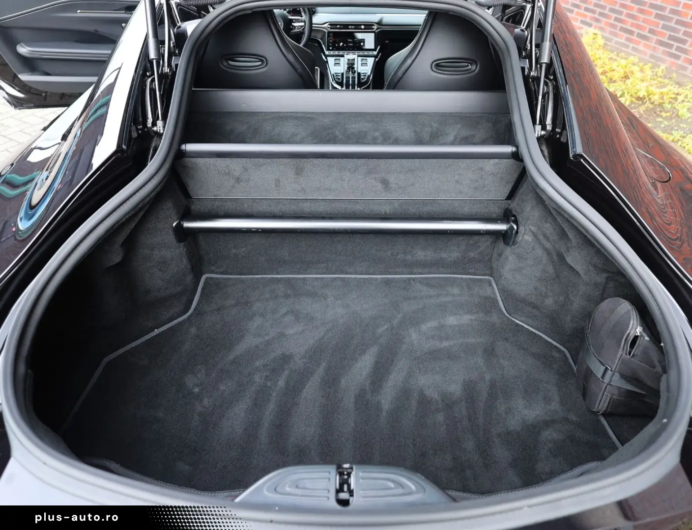 ASTON MARTIN V8 Vantage 4.0 V8