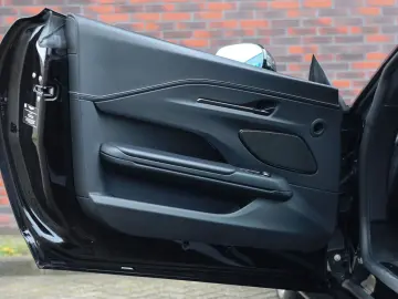 ASTON MARTIN V8 Vantage 4.0 V8