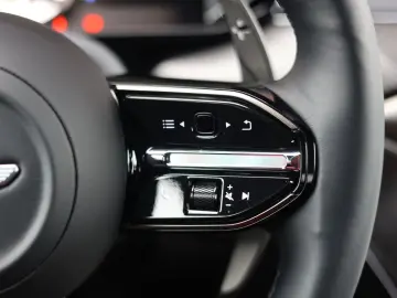 ASTON MARTIN V8 Vantage 4.0 V8